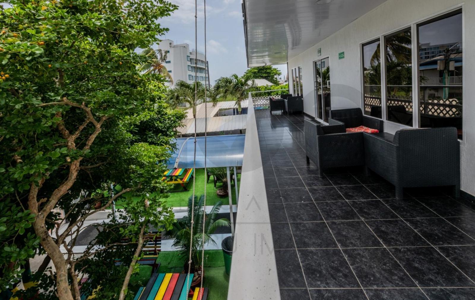 Hospedagem domiciliar Galyrod House